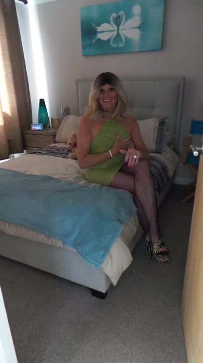 Watch Come and get me hard Shemale Porn Videos | TranSexBig.