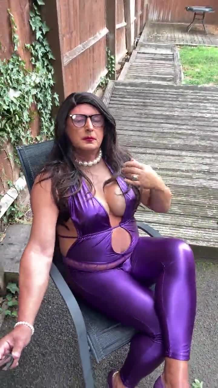 Watch Sexy Crossdresser kellycd2022 in purple pvc catsuit and heels Shemale Porn Videos | TranSexBig.