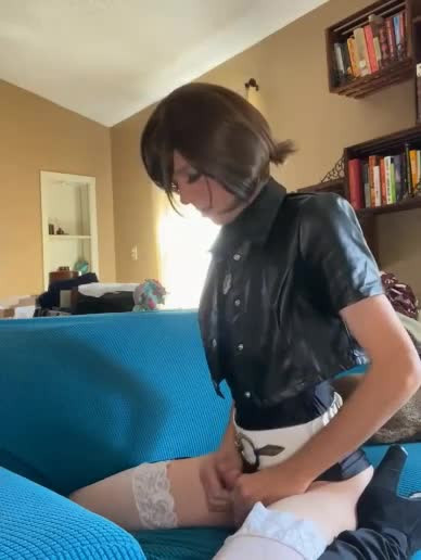 Watch Candy cupcake "Want to play with me?" Shemale Porn Videos | TranSexBig.