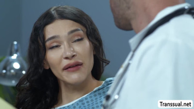 Shy TS patient enjoy sucking n riding doctors dick
