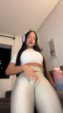 Mamei essa travesti com muito tesão e engoli tudo