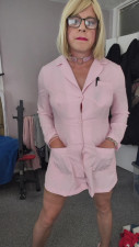 Holly's got a skirt bulge