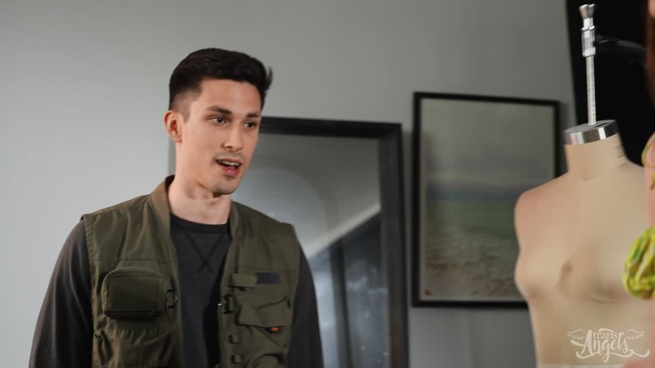 Watch Amanda Riley - Assisting The Talent Shemale Porn Videos | TranSexBig.