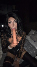 Amateur Crossdresser Sofia-T teasing