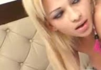Boneca delicia com amante no motel fudendo gostoso
