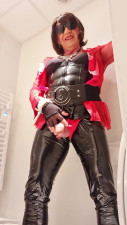 Peeing latex mature crossdresser