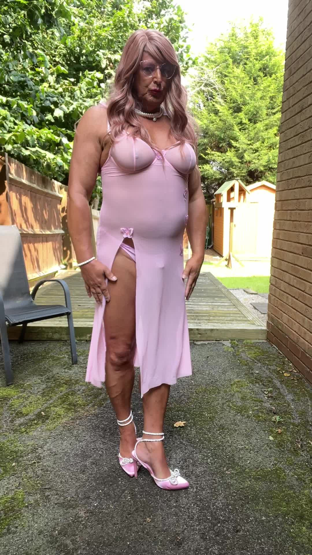 Watch Kellycd2022 in pink Shemale Porn Videos | TranSexBig.