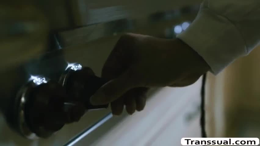 Watch randy horndog satsify his ass needs by banging tbabe ev Shemale Porn Videos | TranSexBig.