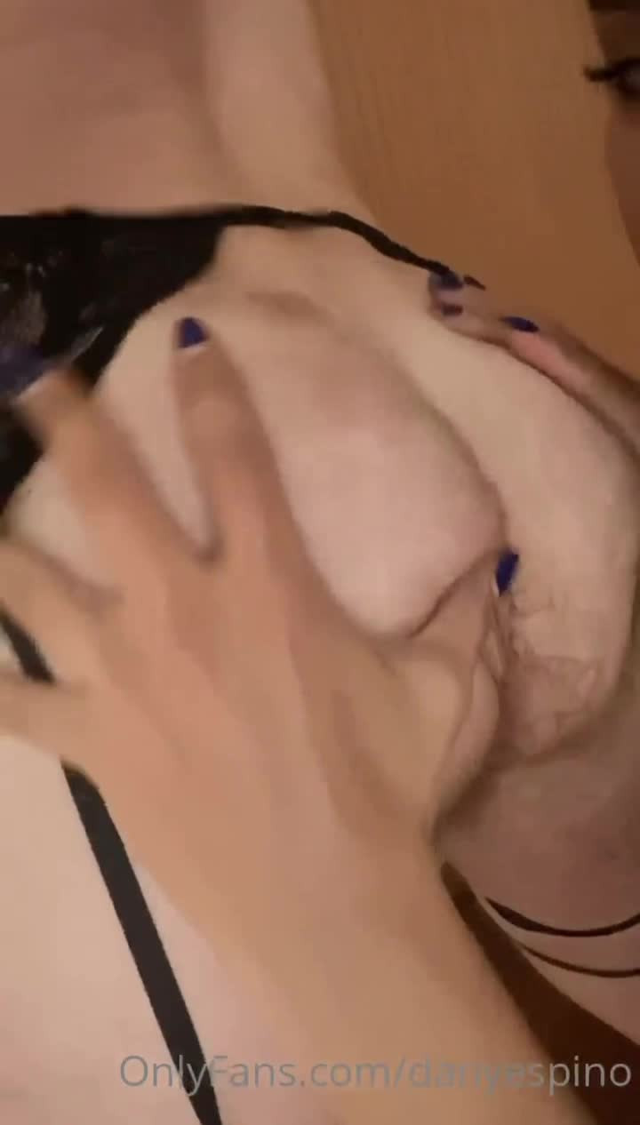 Watch Muita porra de travesti no rabo das putinhas Shemale Porn Videos | TranSexBig.