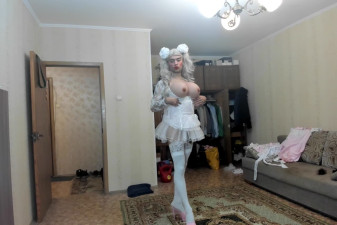 We have a new white outfit) How do you like it?