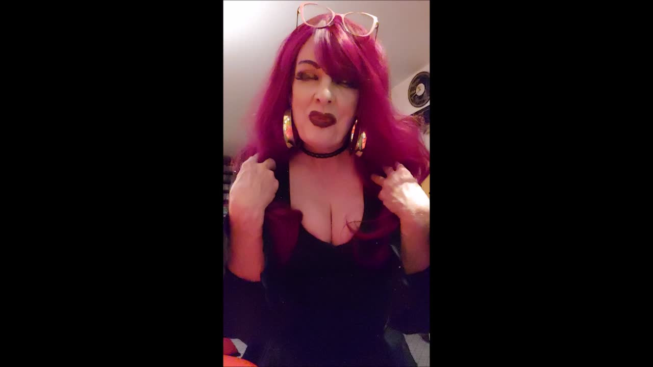 Watch Pink Kisses Shemale Porn Videos | TranSexBig.