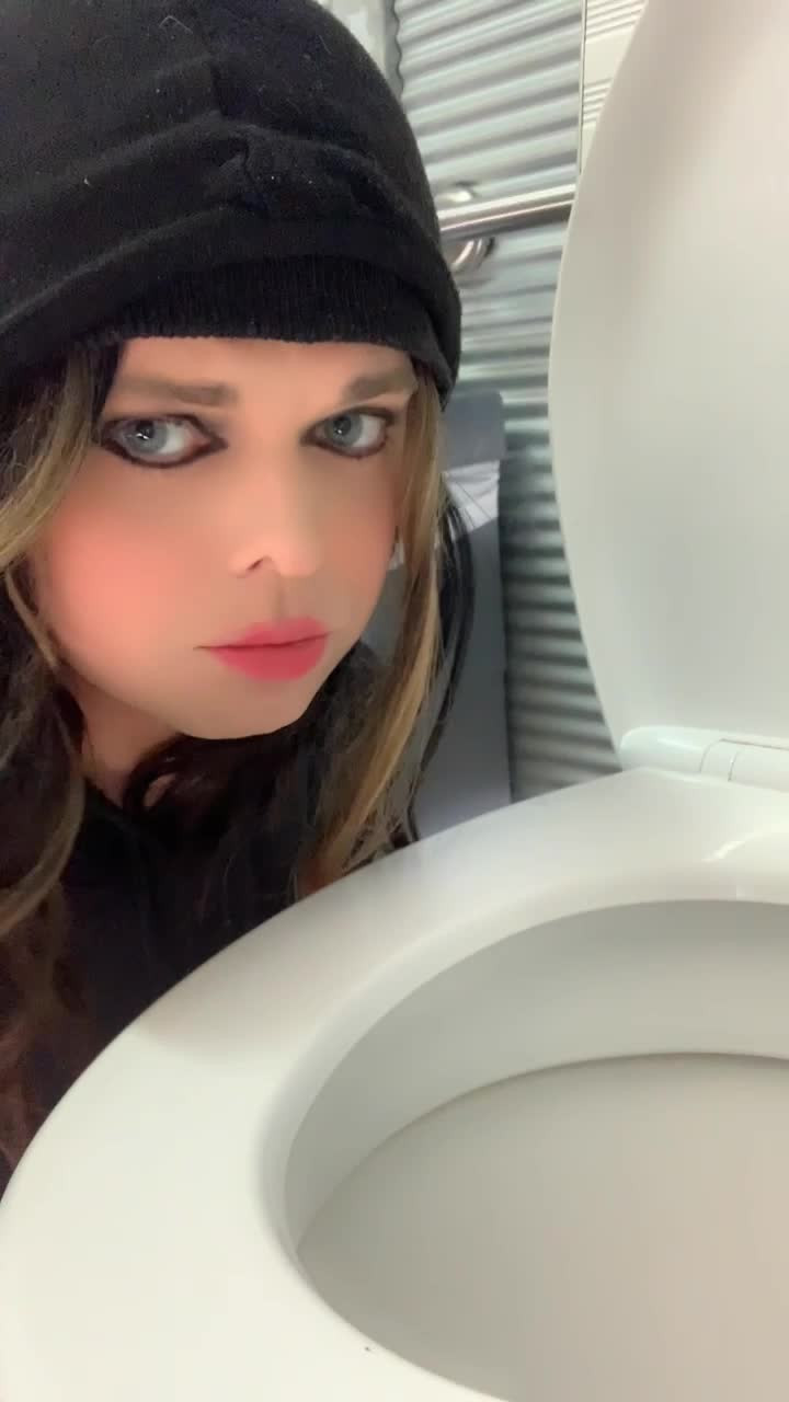 Watch Hanging around the public toilet meeting men at the park Shemale Porn Videos | TranSexBig.