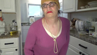 Housewife Sveta Lusin. 2025kj