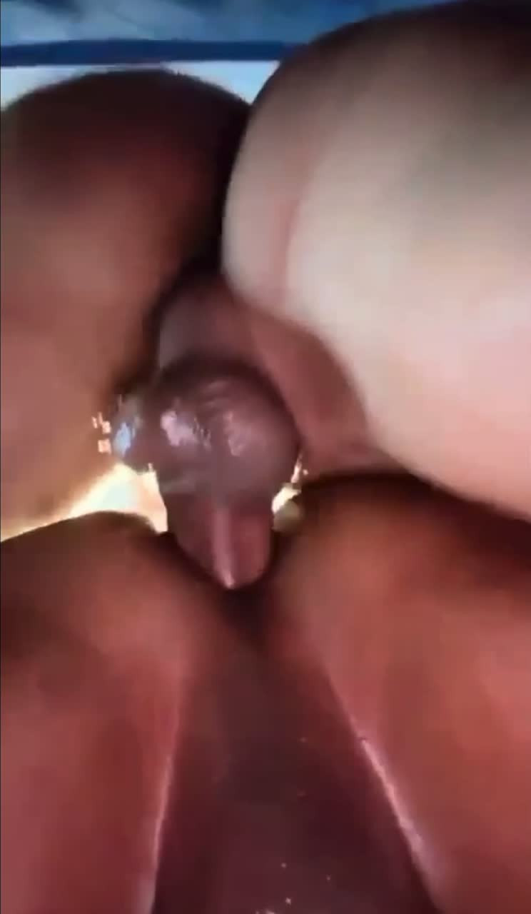 Watch Travesti gozando no meu rabo guloso Shemale Porn Videos | TranSexBig.