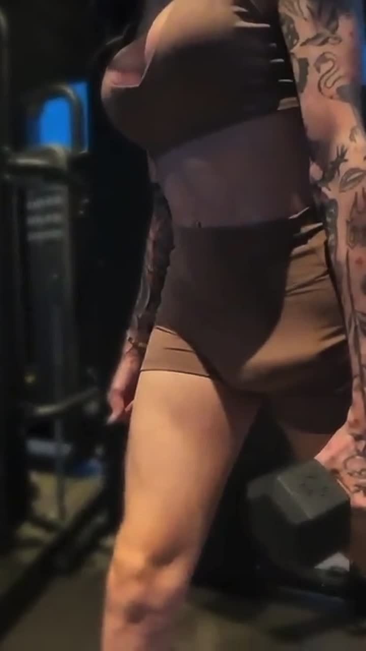 Watch Moscardiniema big cock bulge workout Shemale Porn Videos | TranSexBig.