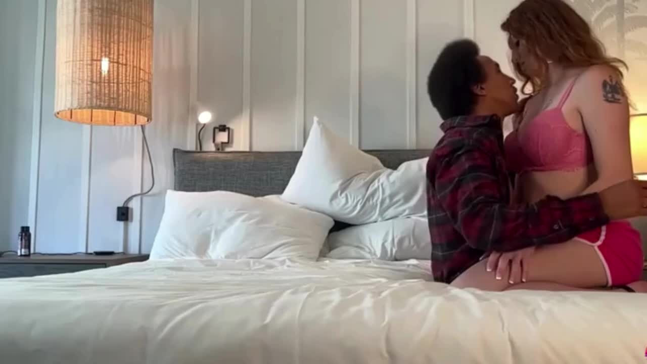 Watch Curvy latin shemale sucks bbc and ass eaten Shemale Porn Videos | TranSexBig.