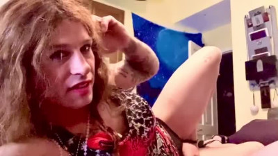 I suck another random guys cock deeply