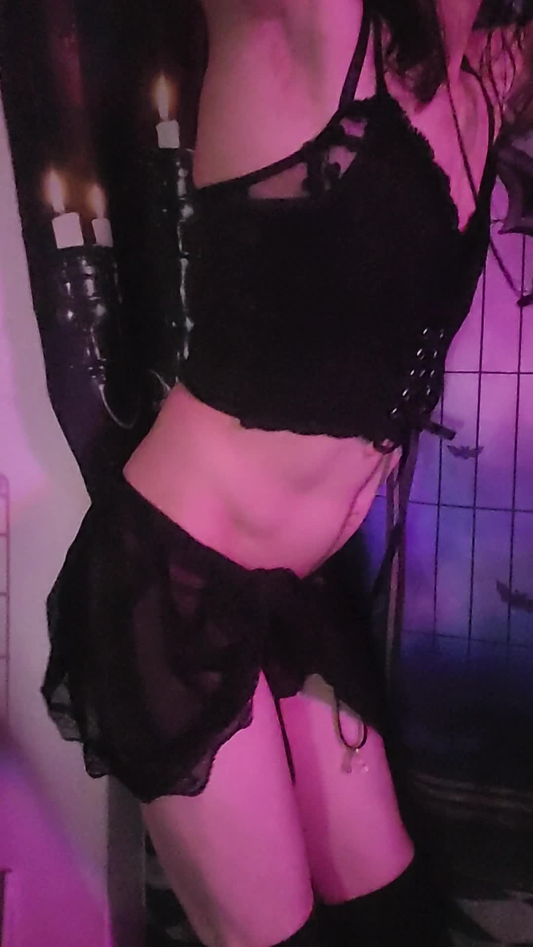 Watch thegothicone rides the arch Shemale Porn Videos | TranSexBig.