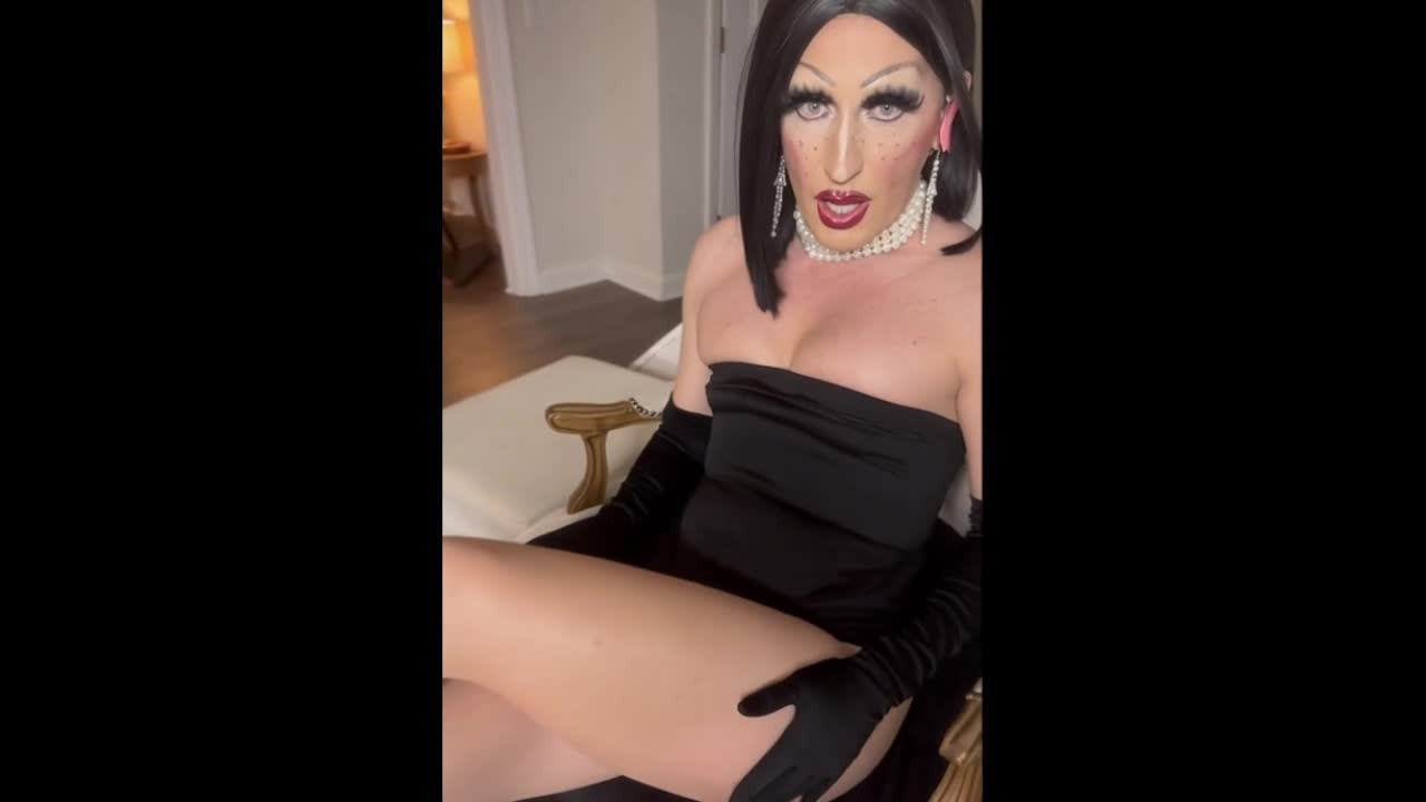 Watch Scary sissy crossdresser sophie soft Shemale Porn Videos | TranSexBig.