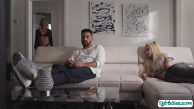 randy heshe gets her anus fucked by tranny stepsis dude