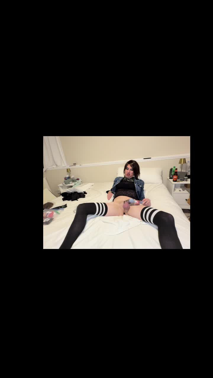 Watch Jean Jacket Dirty Talk Shemale Porn Videos | TranSexBig.