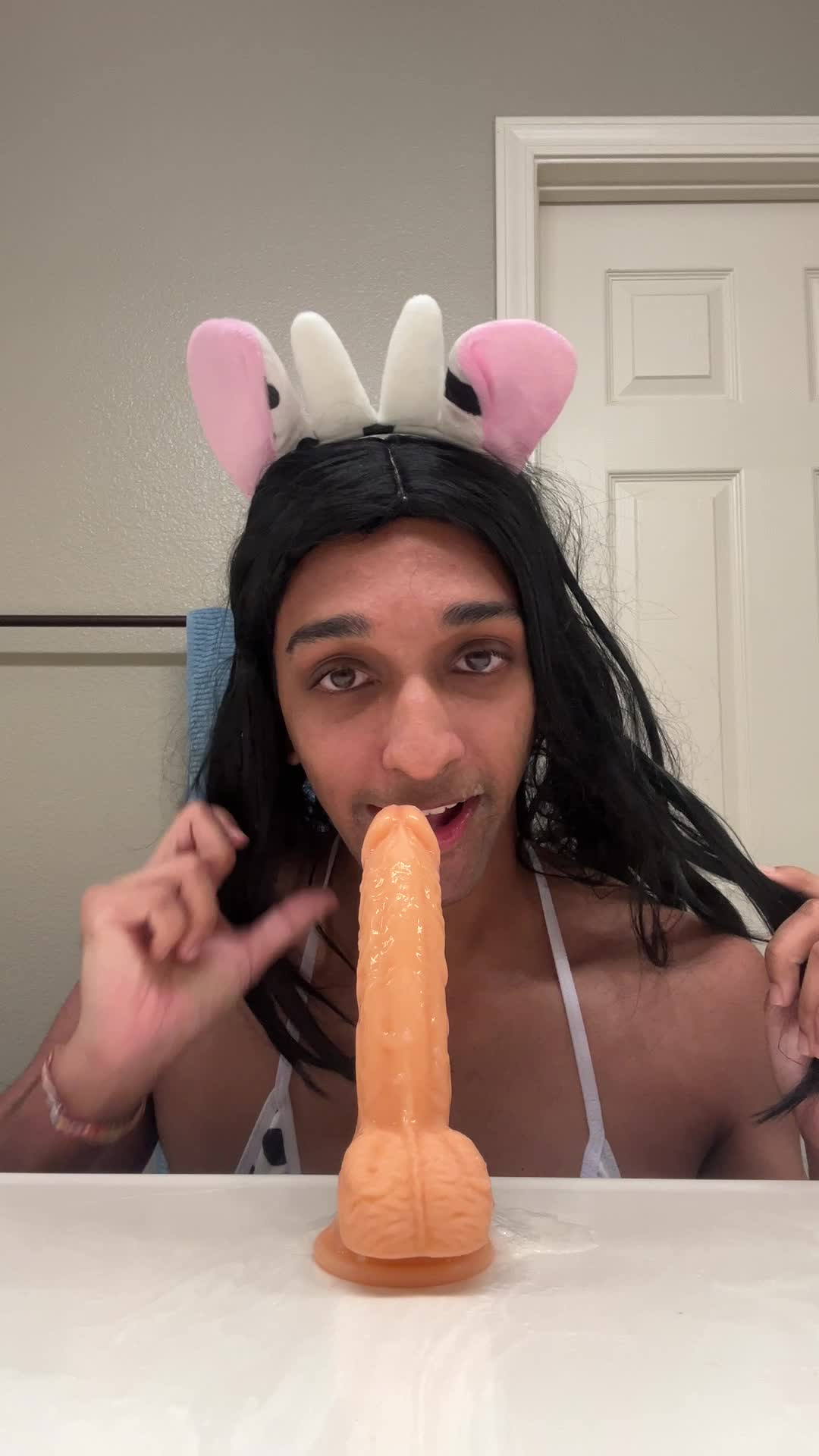 Watch Dildo Deepthroat Training Shemale Porn Videos | TranSexBig.