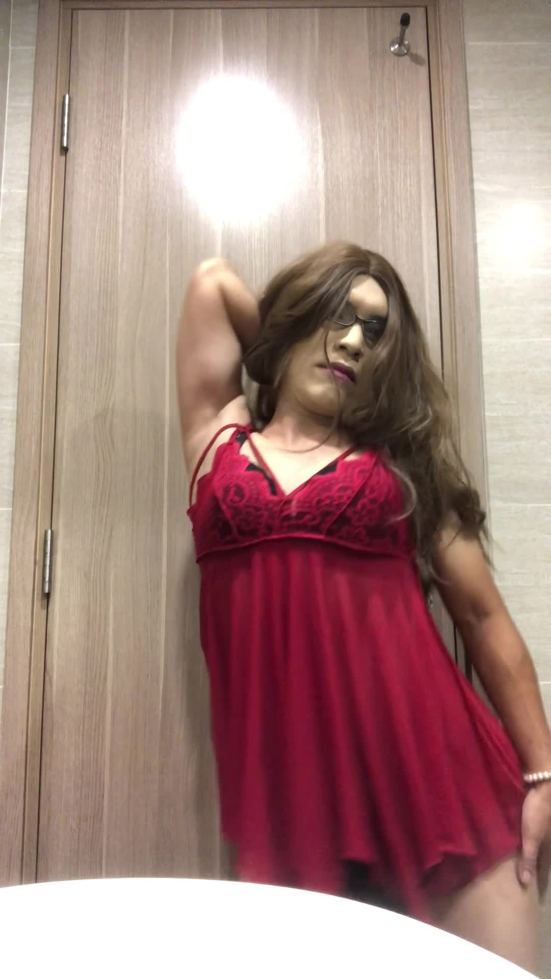 Watch Sissy CD Saigon sexy dancing Shemale Porn Videos | TranSexBig.