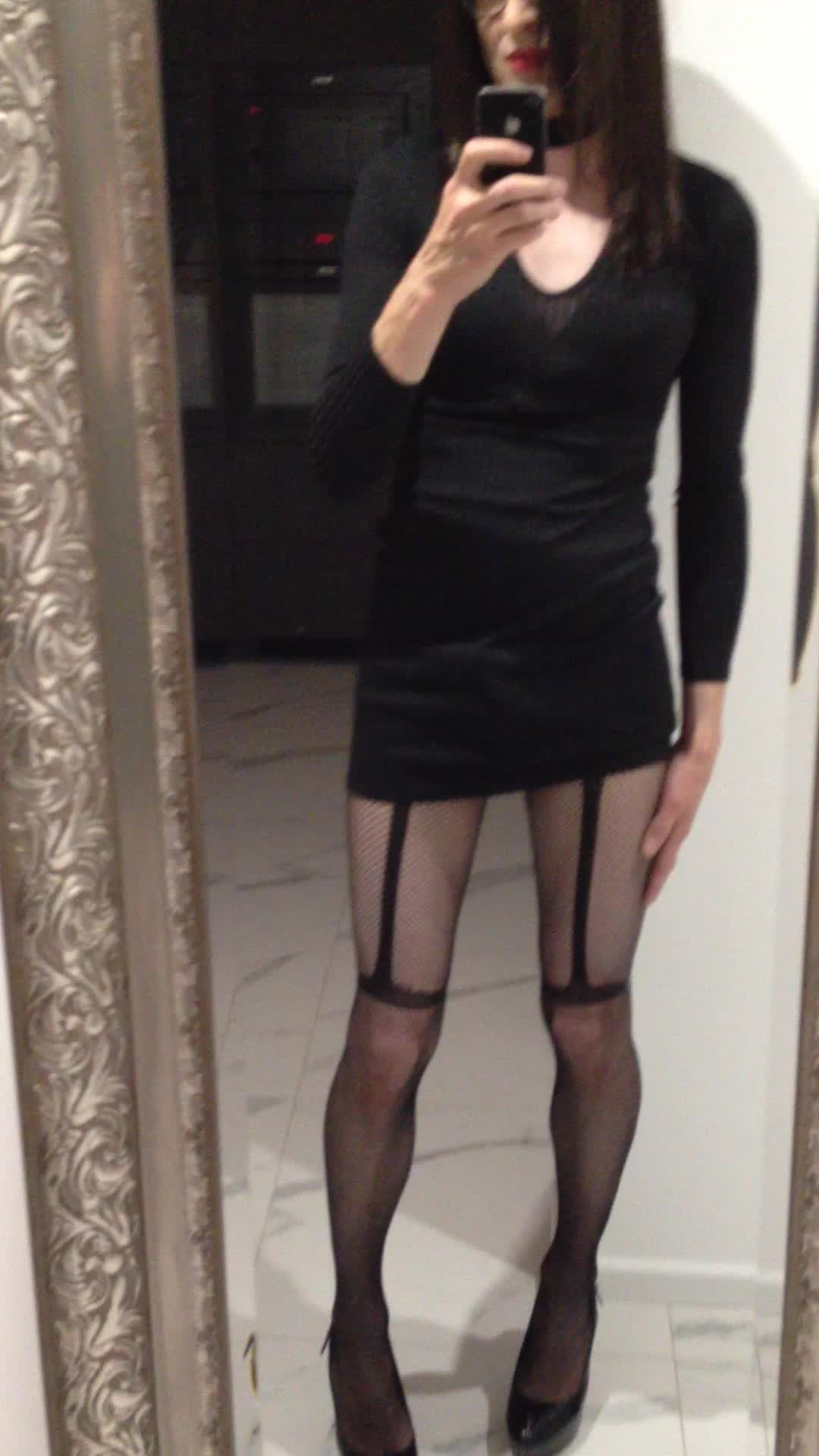 Watch Brunette Office Whore Shemale Porn Videos | TranSexBig.