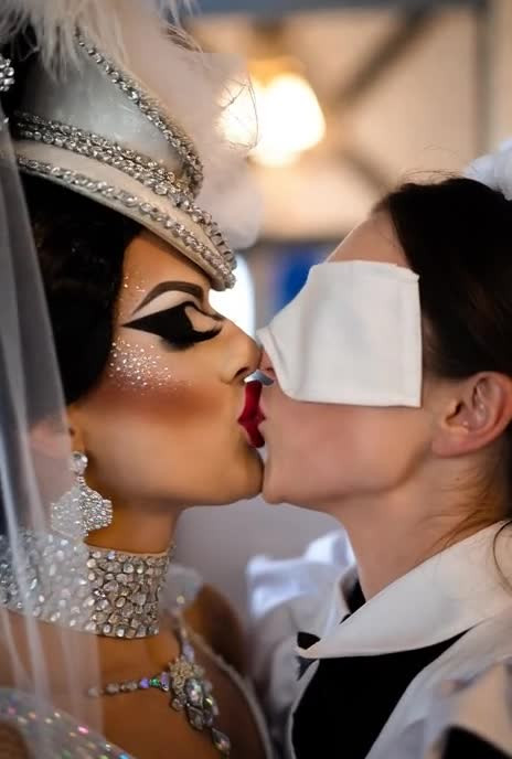 Watch Drag Queen Kissing Her Maid Shemale Porn Videos | TranSexBig.