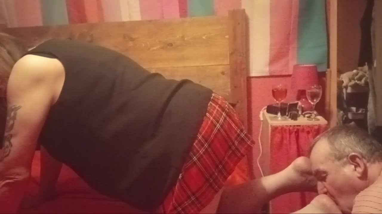 Watch Mistress Sarah fucking sissy Michelle with a bareback till she cums January 21st 2026 Shemale Porn Videos | TranSexBig.