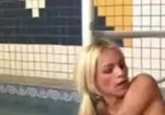 Shemales bigcooktranny