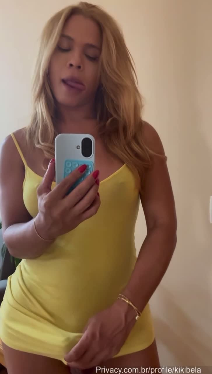 Watch Pauzuda Shemale Porn Videos | TranSexBig.