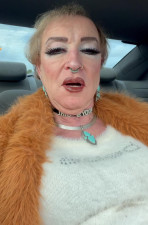 Slut SaShulya wants to Fuck her Pussy