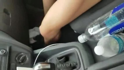 Cumming together in car