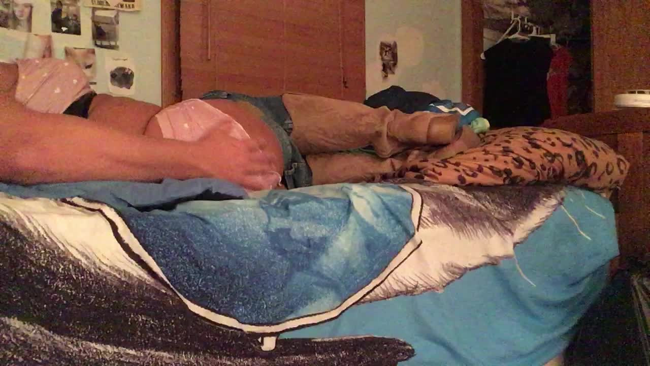 Watch So lonely in this bed Shemale Porn Videos | TranSexBig.