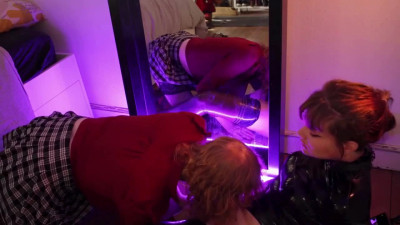 Latex shemale fucked by another ts hottie