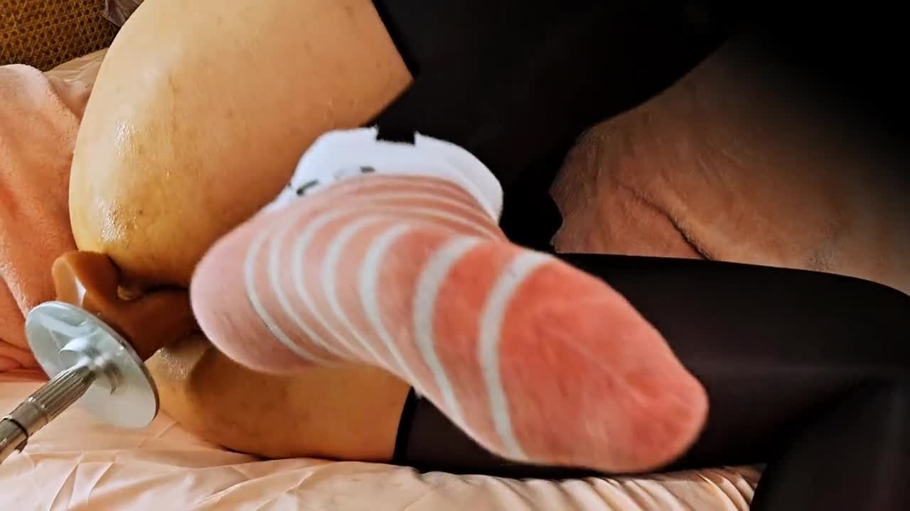 Watch Machine Dildo Fuck and Sissygasm Pulpyboy69 Shemale Porn Videos | TranSexBig.