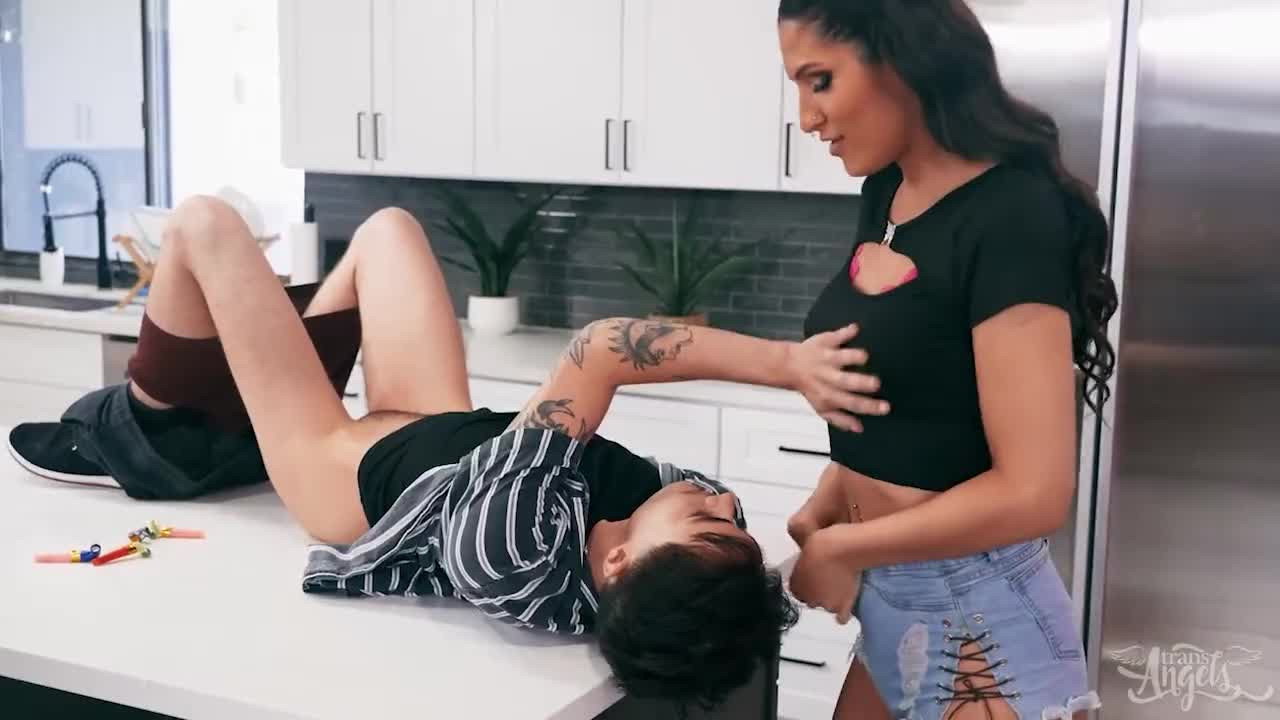 Watch TRANS ANGELS - Joey Michaels Worships Zariah Aura’s Perky Tits While Getting Pounded In Missionary Shemale Porn Videos | TranSexBig.