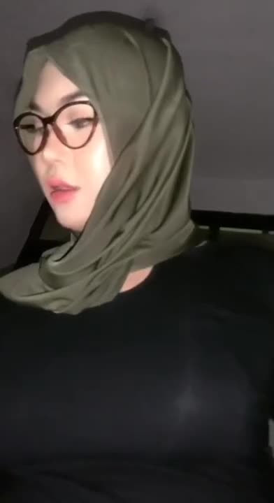Watch indo Shemale Hijab Shemale Porn Videos | TranSexBig.