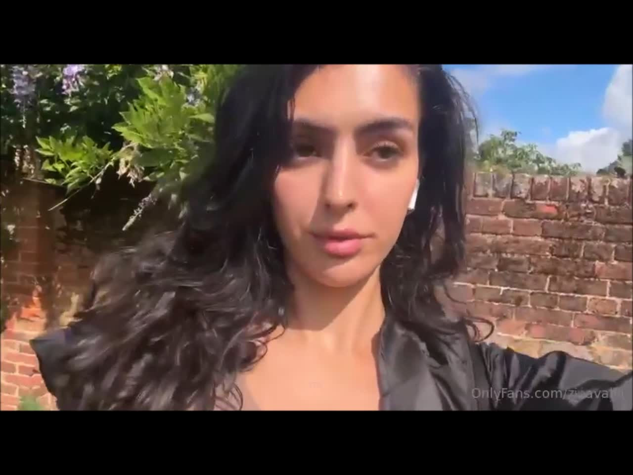 Watch ZiCavallii - FWMGAB Shemale Porn Videos | TranSexBig.