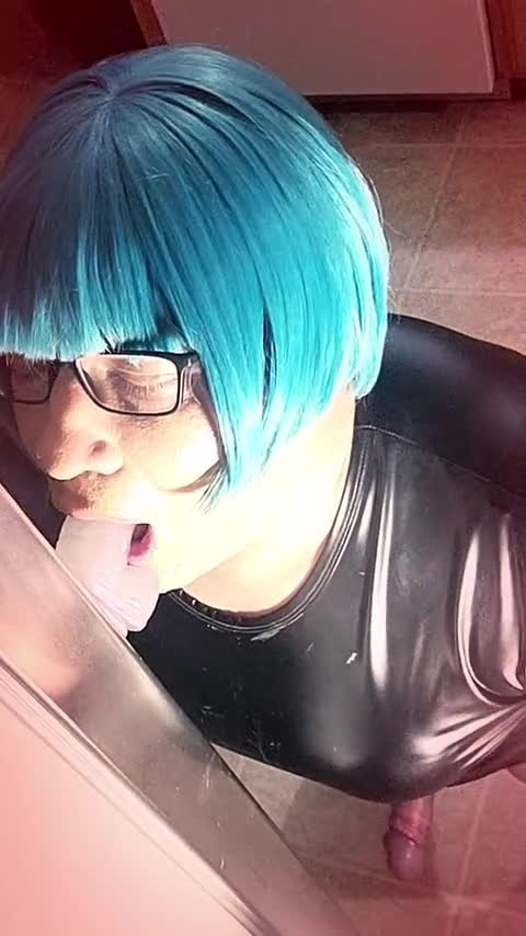 Watch HARDCORE DEEPTHROAT sissy slut shemale SUCKS SUPER SLOPPY gagging SICK & NASTY dick licking lady Shemale Porn Videos | TranSexBig.