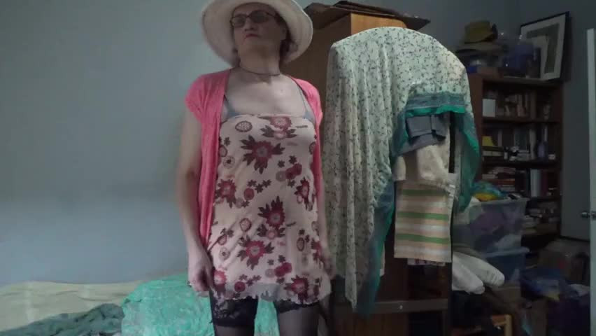 Watch Housewife  Sveta Lusinyan. 2026ca Shemale Porn Videos | TranSexBig.