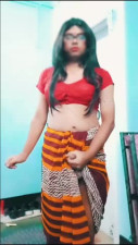 Indian Shemale In Saree Cumshot