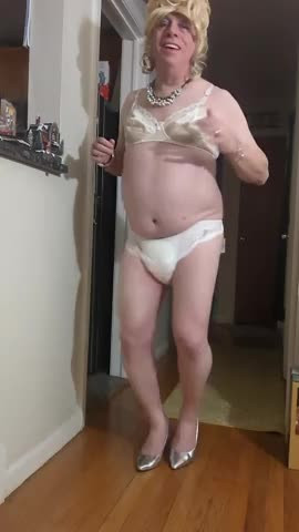Watch Diaper Gurl! Shemale Porn Videos | TranSexBig.