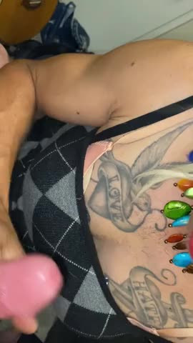 Watch Finishing him off into my mouth Shemale Porn Videos | TranSexBig.