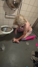 juliachienne licking toilet