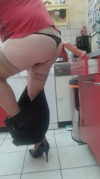 Watch huge dildo in my ass Shemale Porn Videos | TranSexBig.