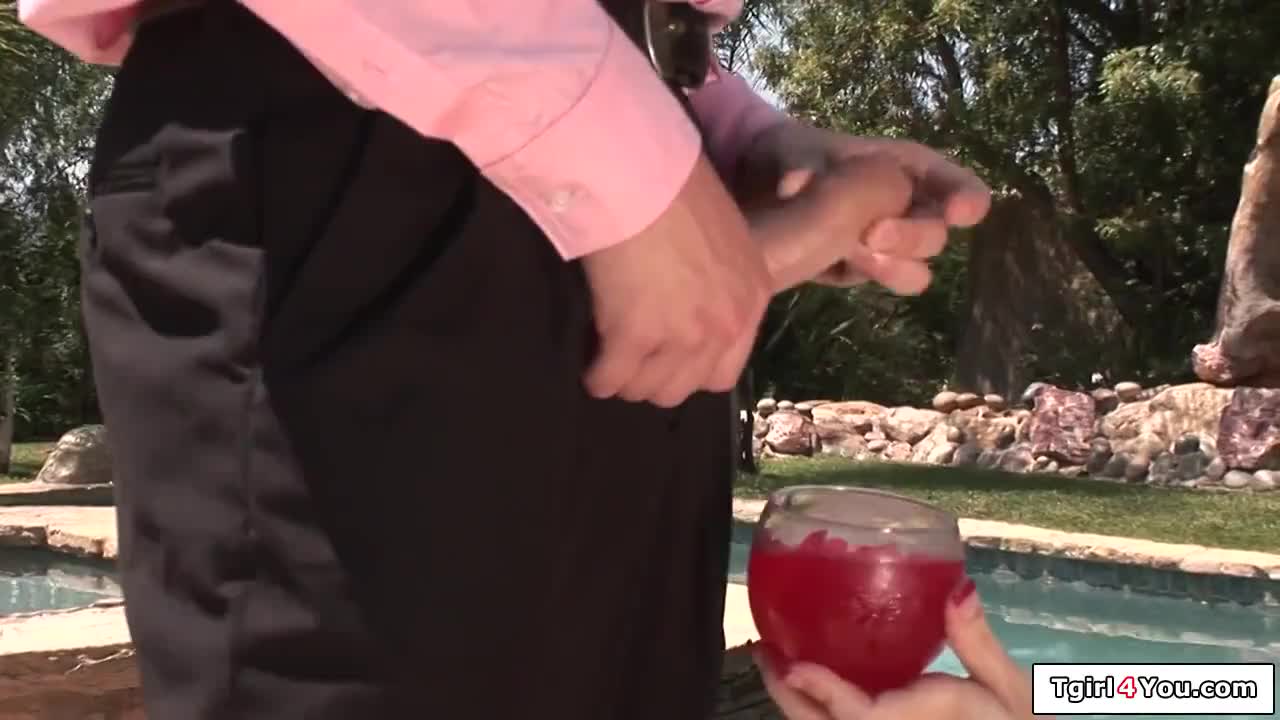 Watch Small tits tgirl Amy Daly anal fucked outdoors by a neighbor Shemale Porn Videos | TranSexBig.