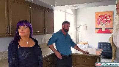 Trans broker Cherry Mavrik sucked off n dps busty asian wife