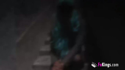 Anita haciendo trio